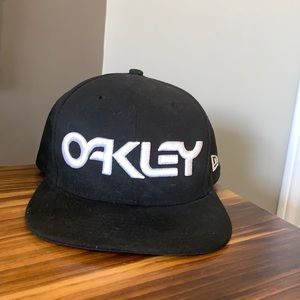 Oakley SnapBack